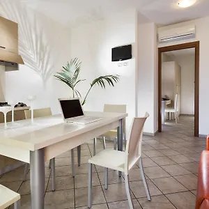 https://milano-family-suite.emilia-romagnahotels.net